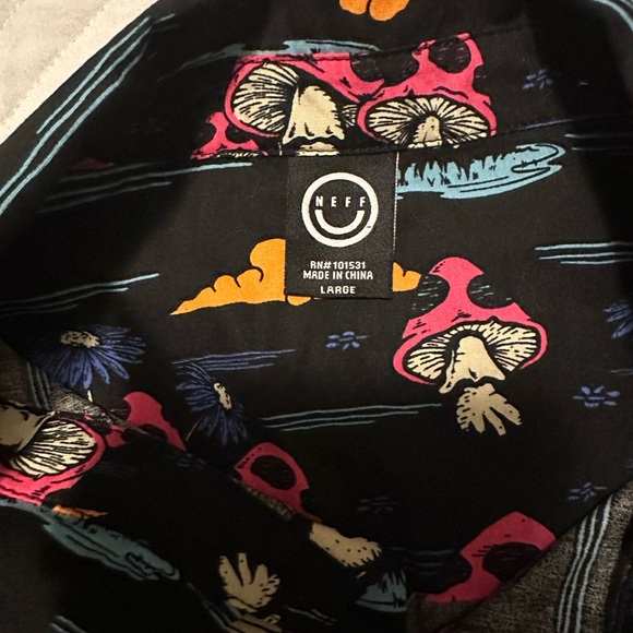 Neff Button Down Short Sleeve Shirt - Picture 4 of 4